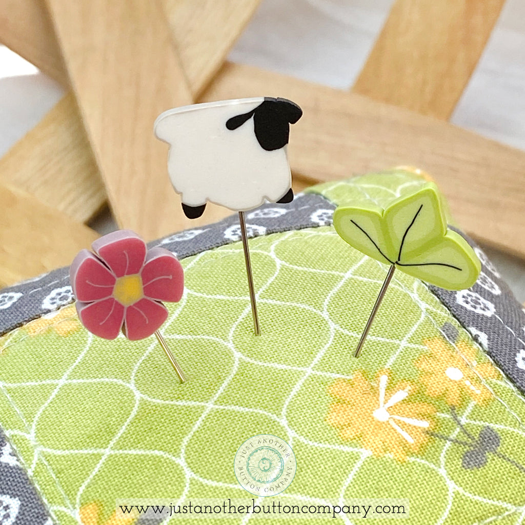 Sheep Fold Mini-Pinnie Pattern PDF